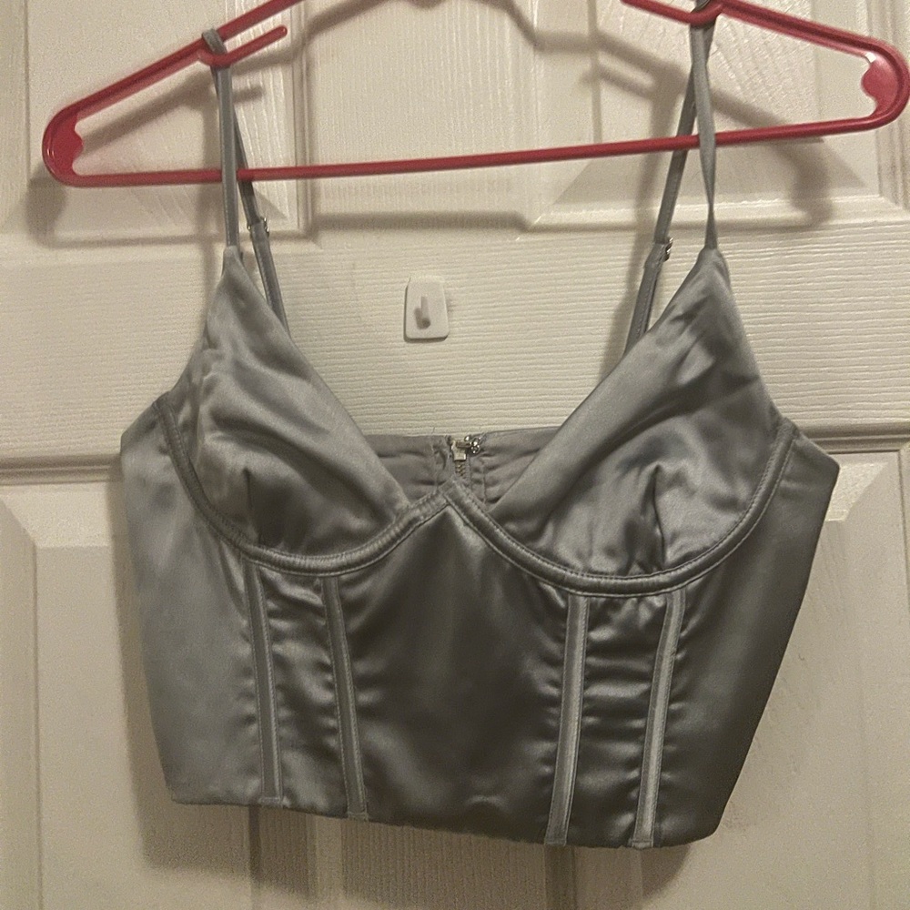 White fox top